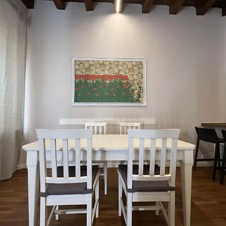 Arena Interno 5 * ורונה